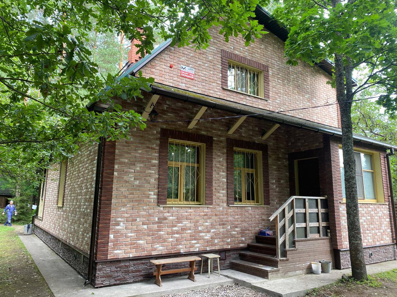 Дом после отделки сайдингом